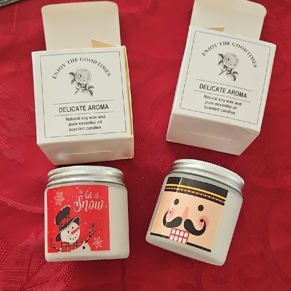 Enjoy The Good Times Delicate Aroma Scented Soy Candle Set - NWT
